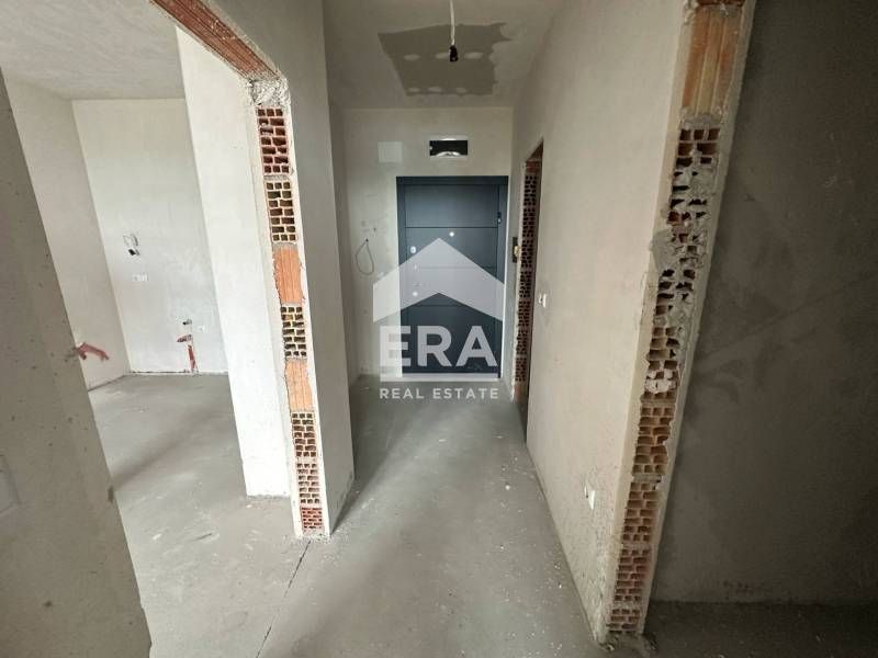 Двустаен южен апартамент за продажба, с морска панорама, в новопострое