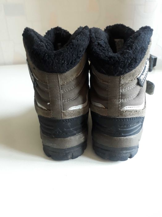 Детски ботуши адидас 22 номер