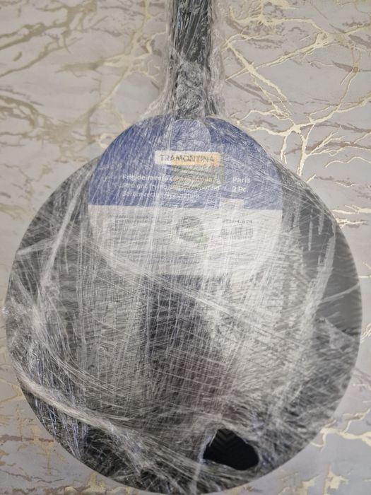 Новая сковорода Tramontina (24см) с лопаткой