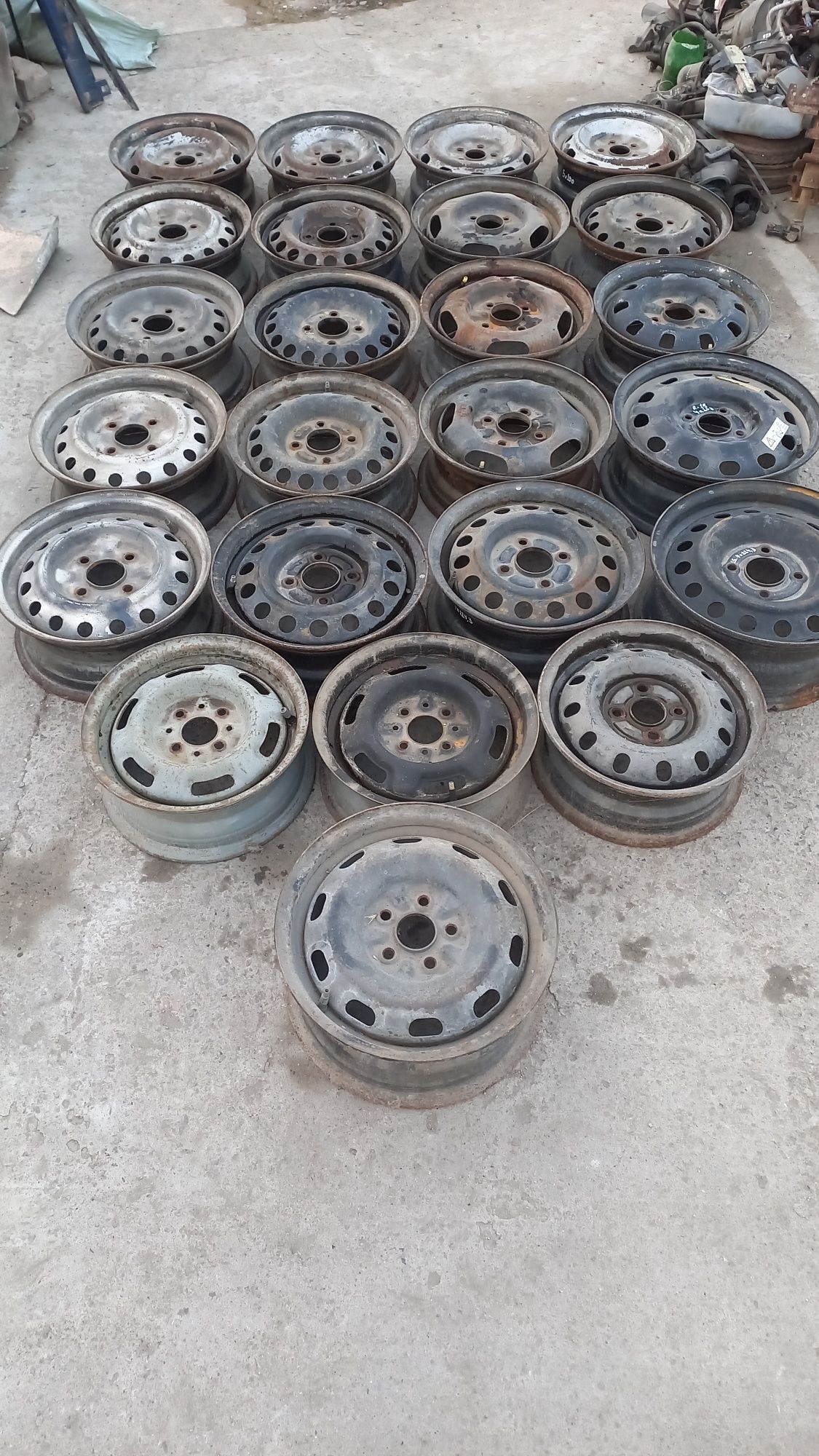 Продам дискы разный 13. 14.