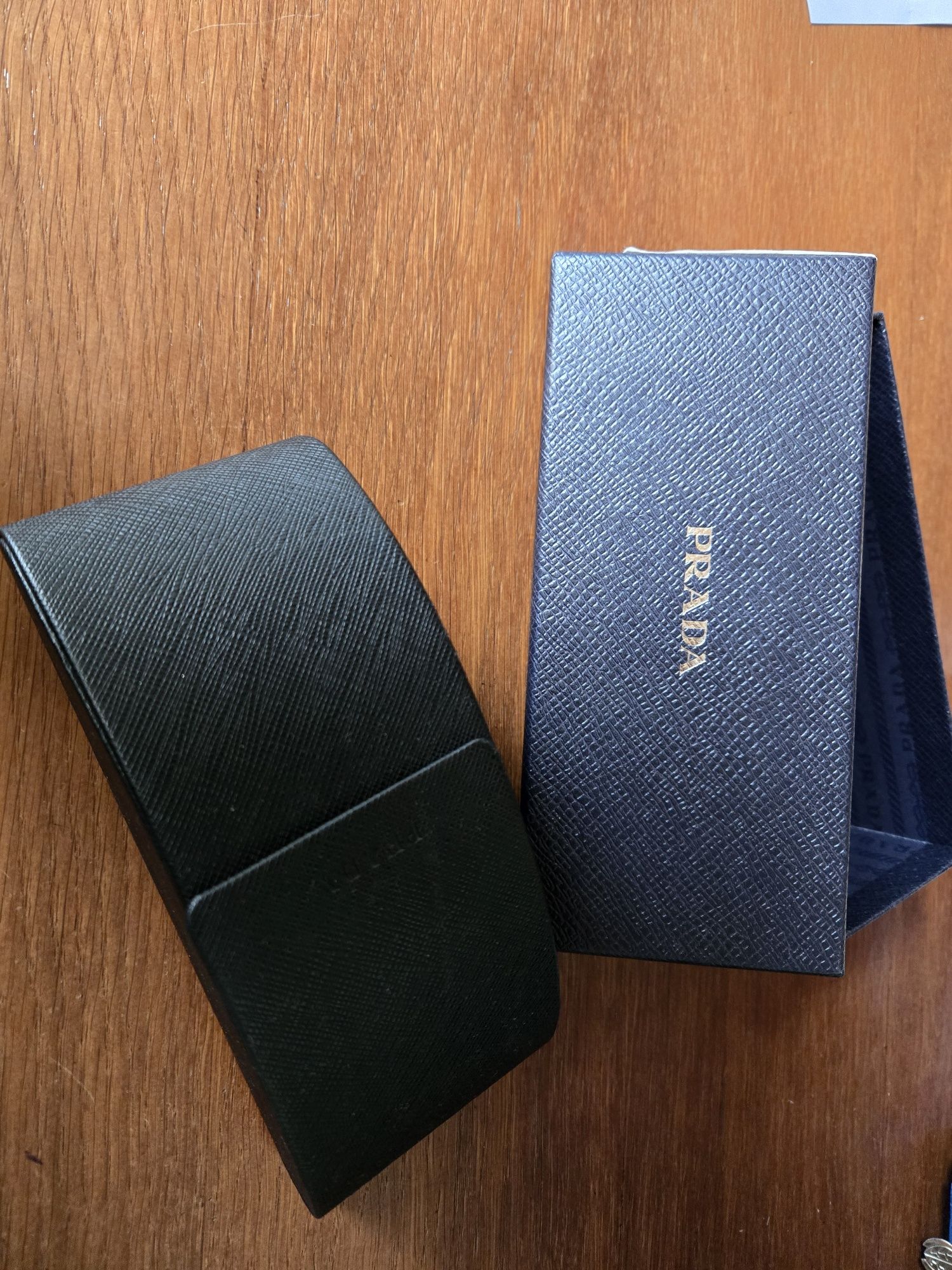 Дамски слънчеви очила Prada