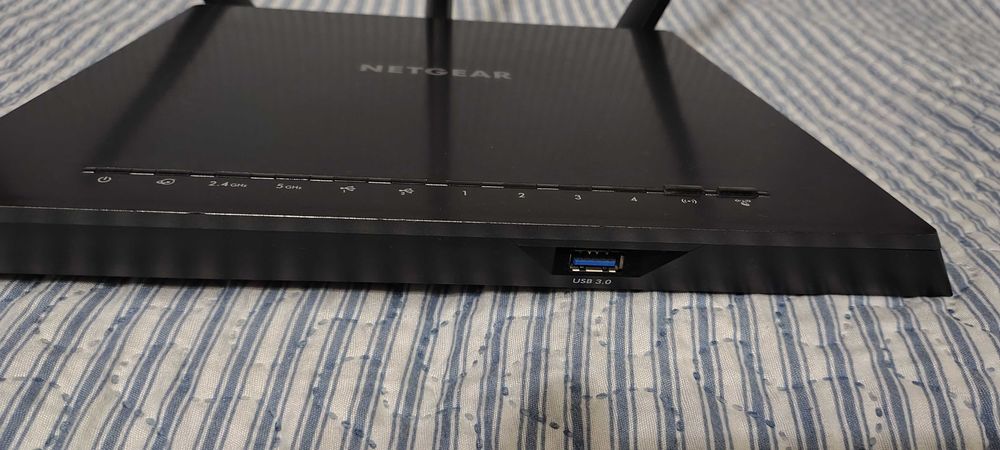 Рутер NEATGEAR R7000