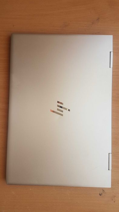 Hp Envy X360 i7 gen 10 16 gb nvidia 4gb 15.6 Tuch Oled baterie 4 ore