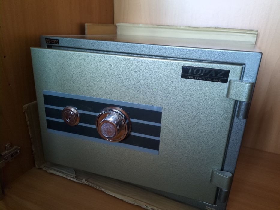 Сейф огнестойкий TOPAZ BS-D370