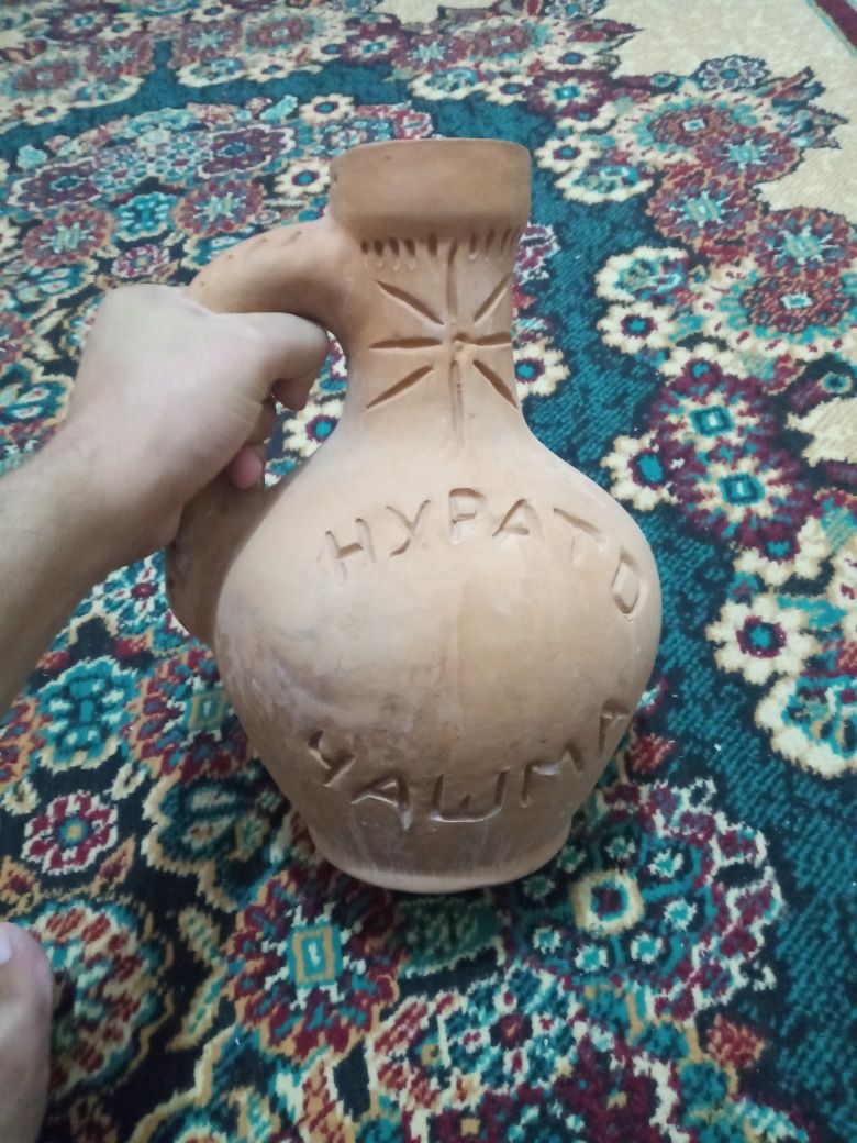 КўЗа сотилади. Кўзаа