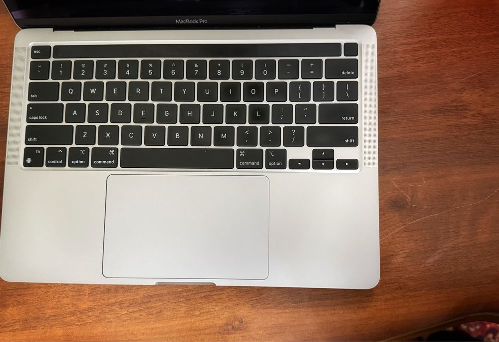 MacBook Pro M2 | 8GB RAM / 256GB SSD | Идеальное состояние