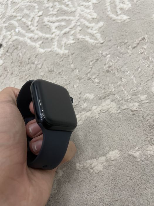 Apple watch se 70,000