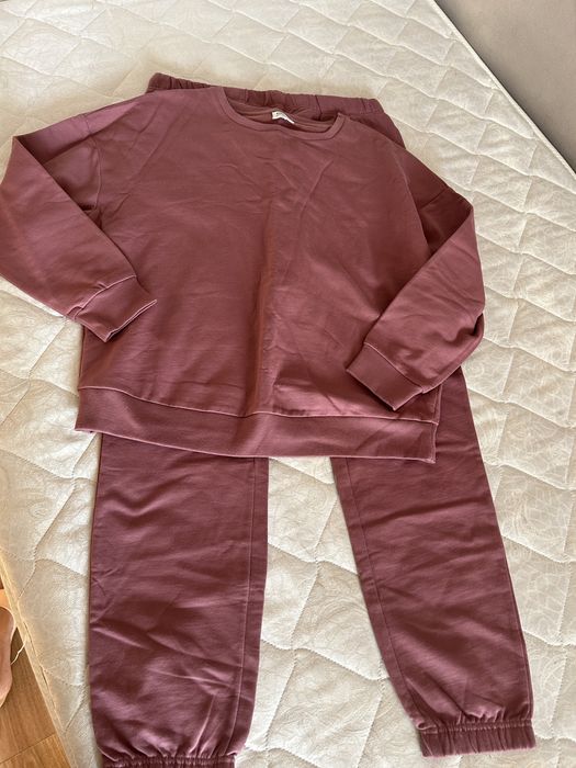 Продам спортивный костюм для беременных