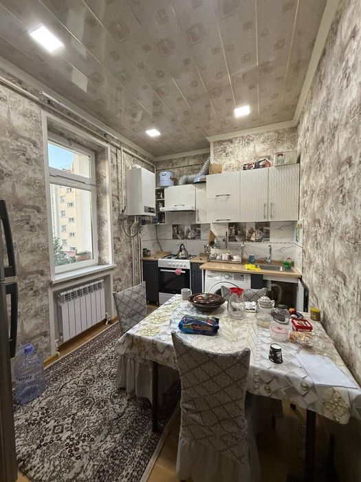 Сергели 6а уй сотилади