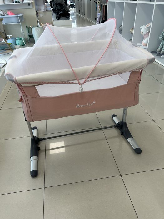 BLACK FRIDAY 25.10-15.11 Детски кошари Next to me с люлеещ механизъм