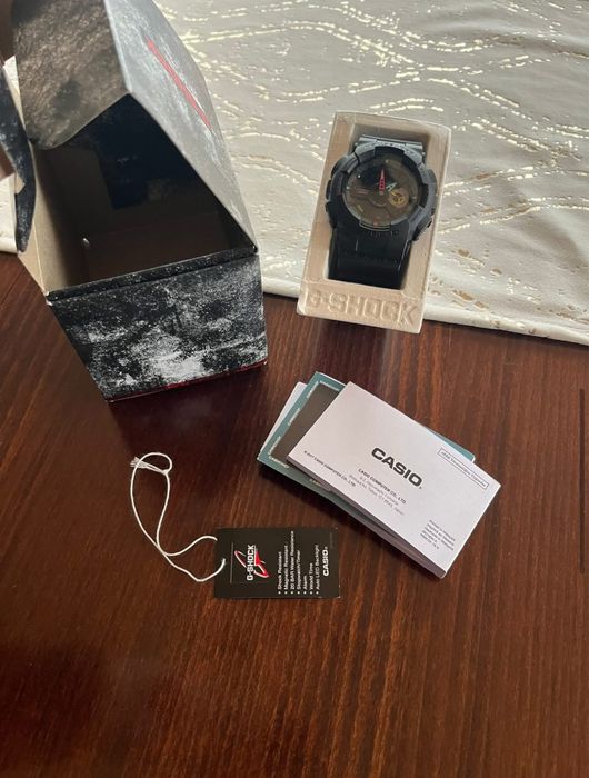 Часовник CASIO g-shock