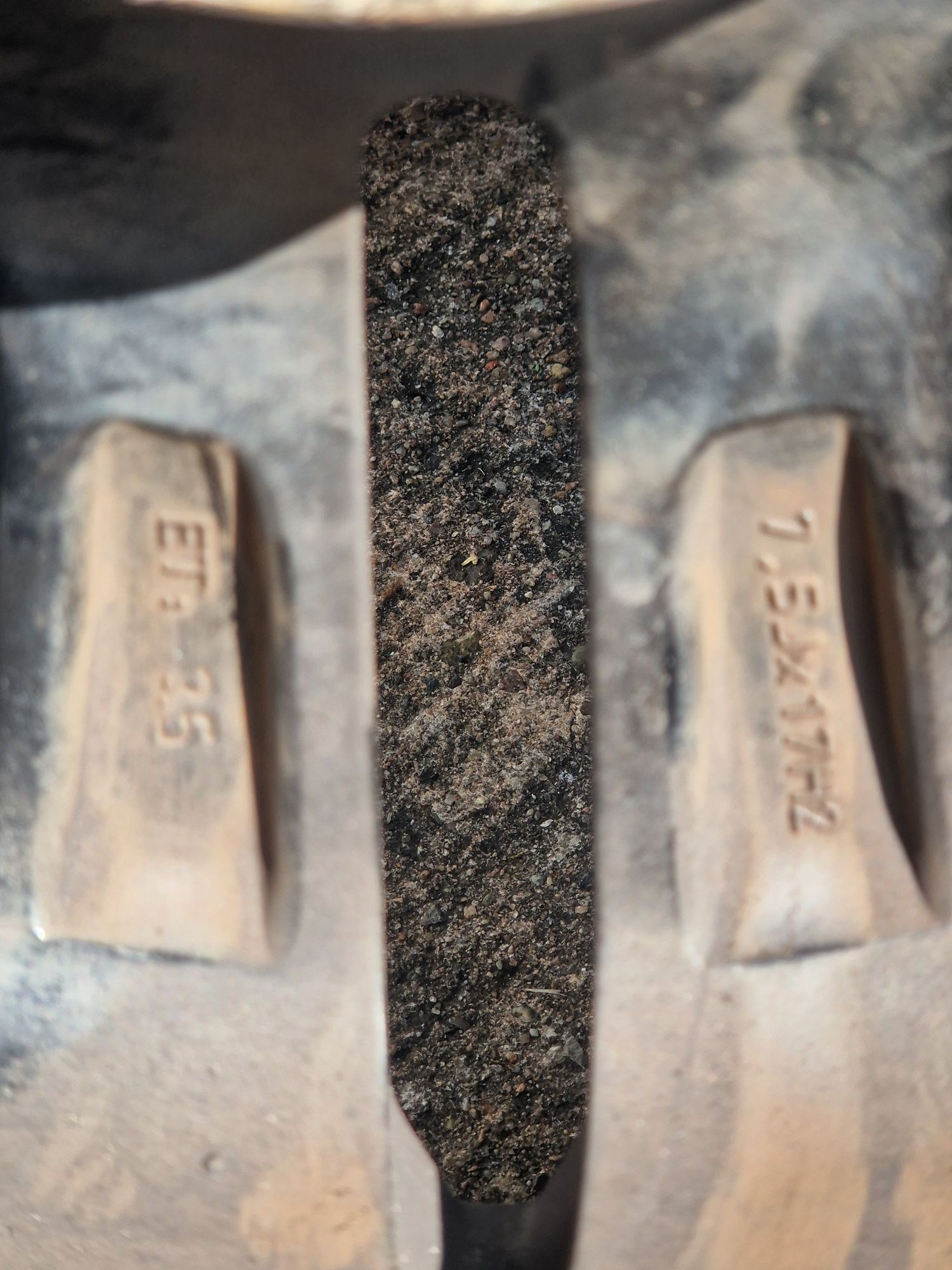 Алуминиеви джанти с гуми  17 ки  225/60r17