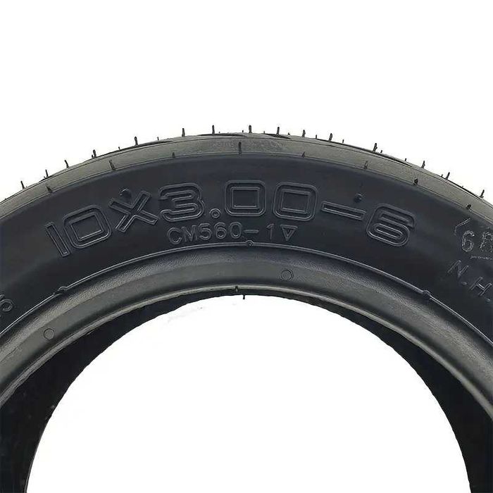 2бр. безкамерни гуми за тротинетка 10-3.00-6