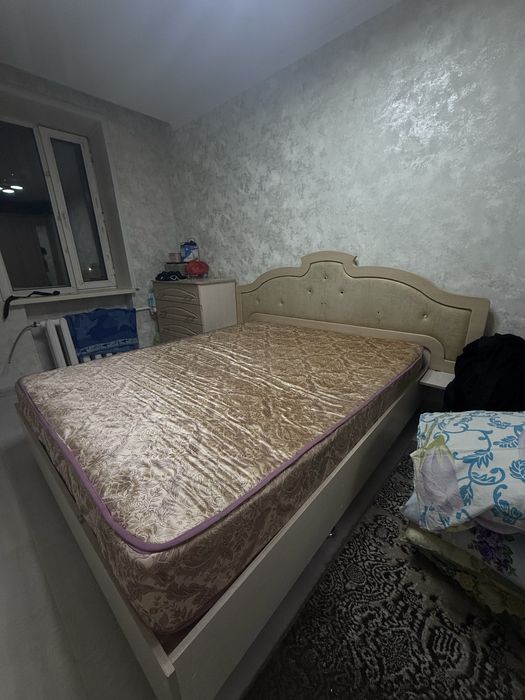 продается кровать