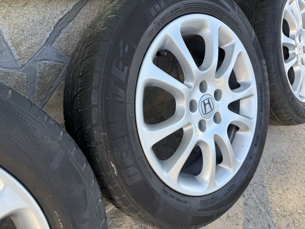 Продавам джанти с гуми 18-ки за Honda CRV 3 - ОРИГИНАЛНИ