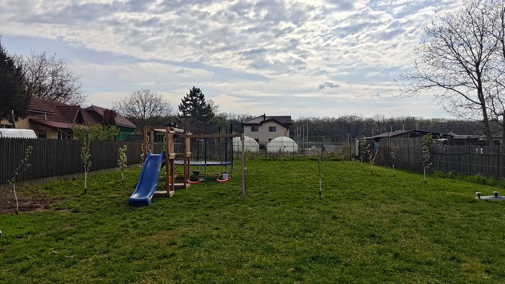 Teren 850 mp si Casa din lemn 60 mp, com Gradistea, jud Ilfov