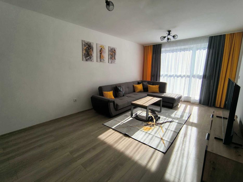 Двустаен обзаведен луксозно/ агенцията разполага с ключ за имота