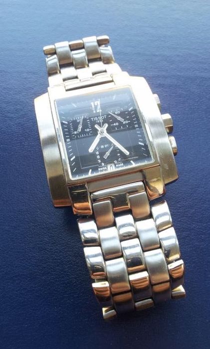 Продам или обменяю на механические часы