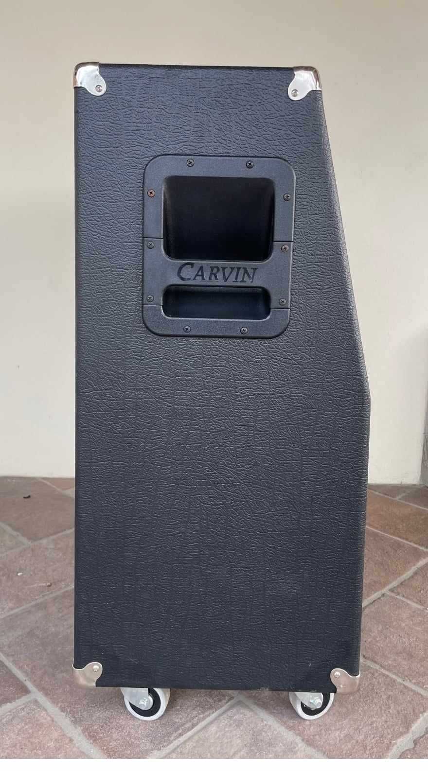 Carvin Legacy 4x12 с произведени в Англия Celestion Vintage 30