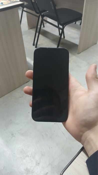 Продам iPhone 15