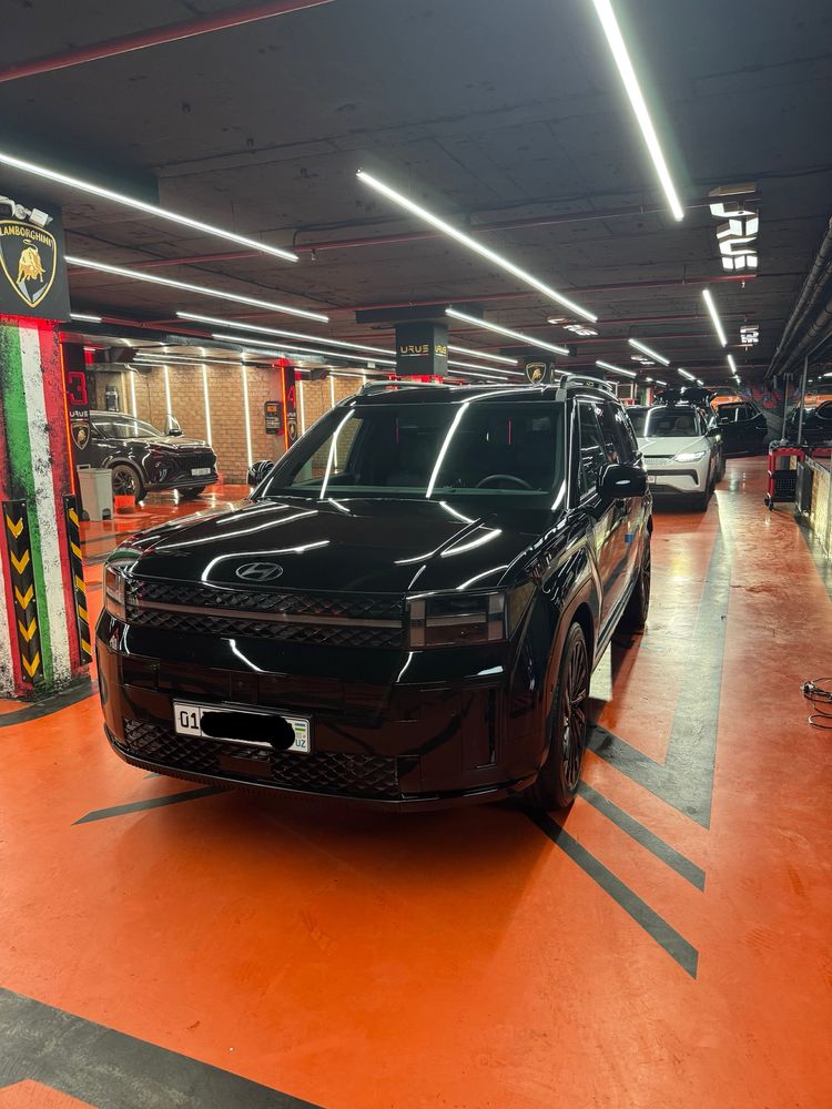 Hyundai Santa Fe 2025г., Full, 8.000 пробег в идеальнои состоянии