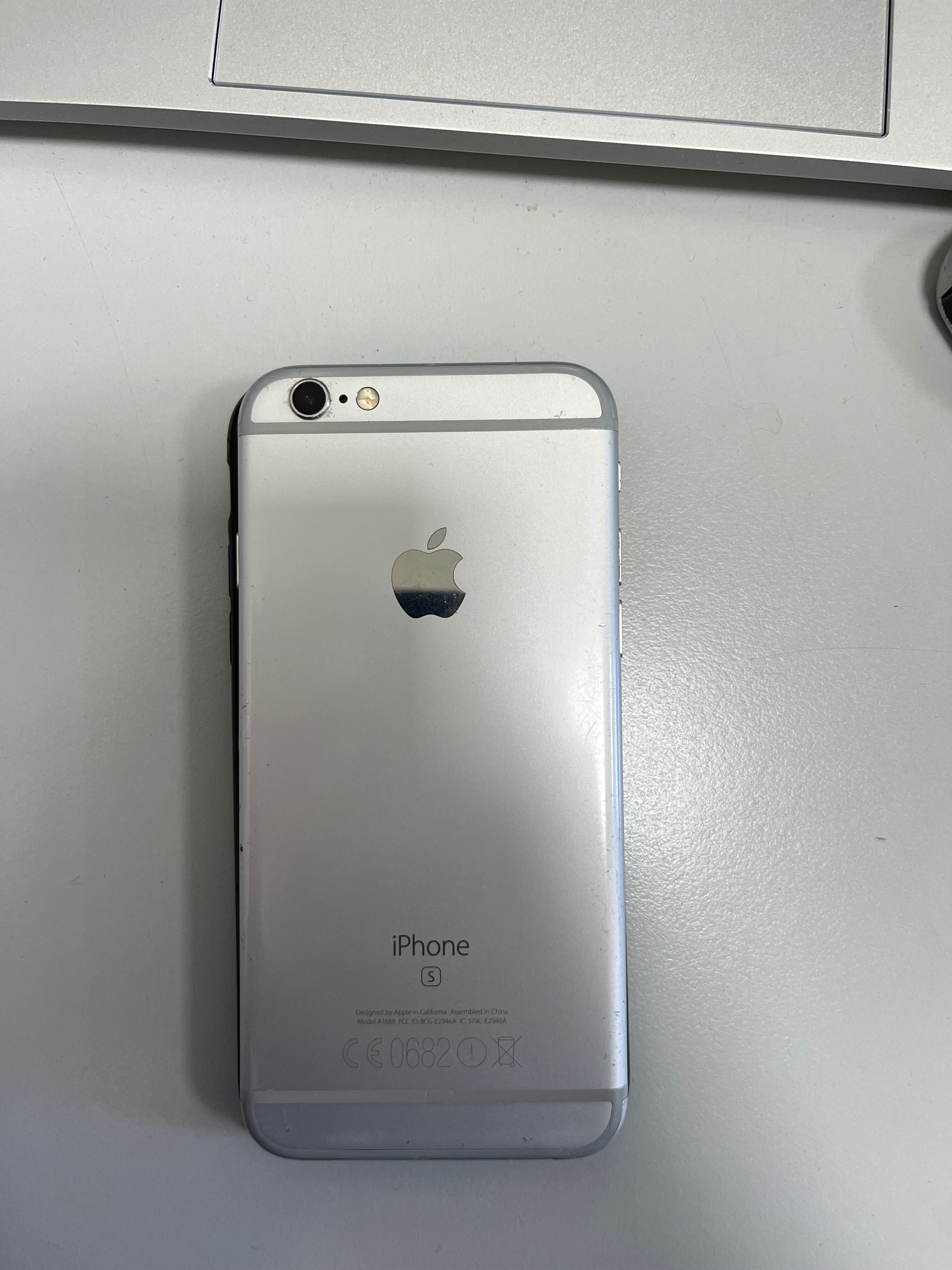 iPhone 6s (Сменяна батерия и дисплей)