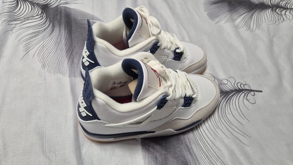 Jordan 4 SB Navy blue nike