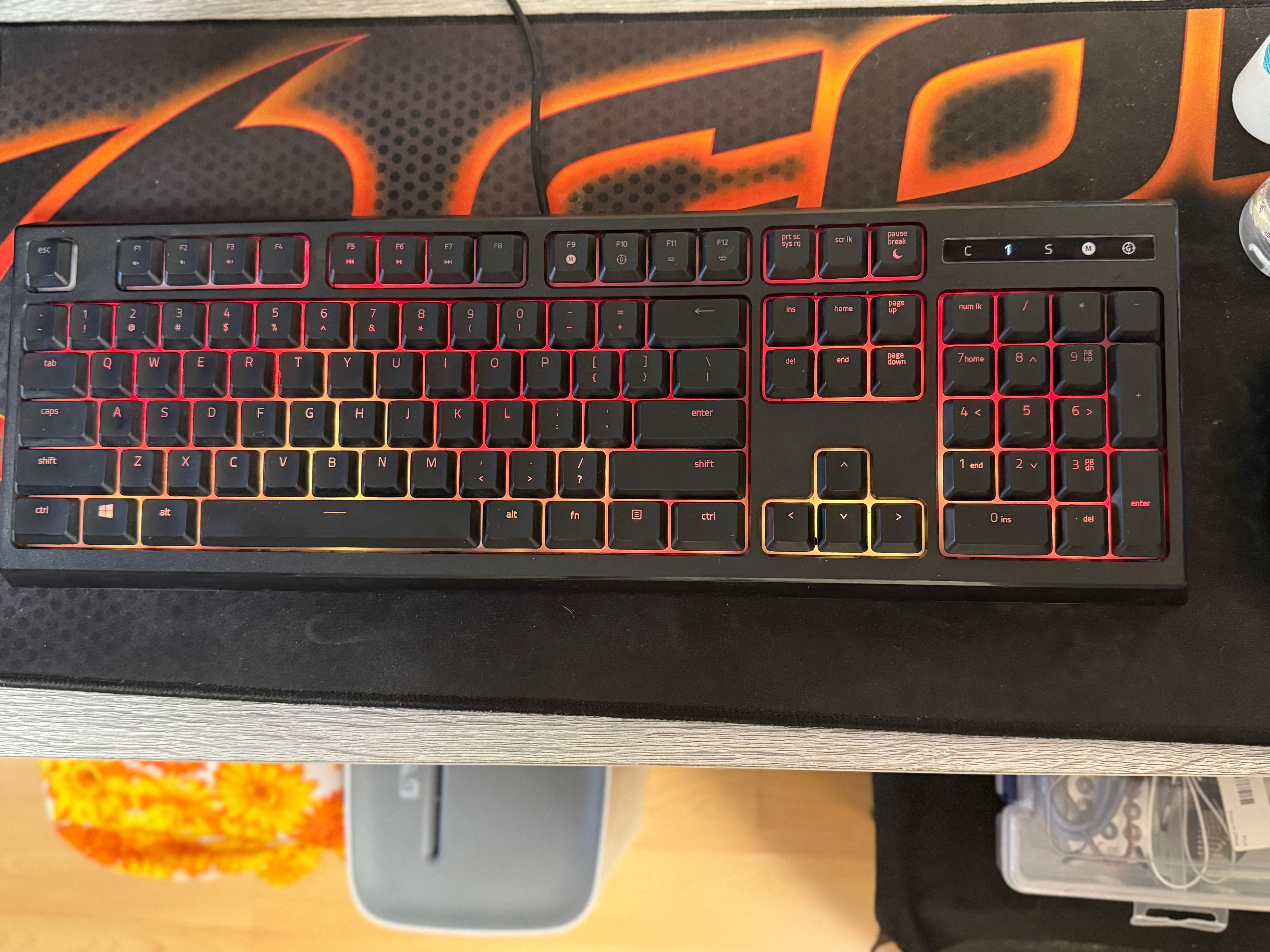 Клавиатура Razer Ornata Chroma