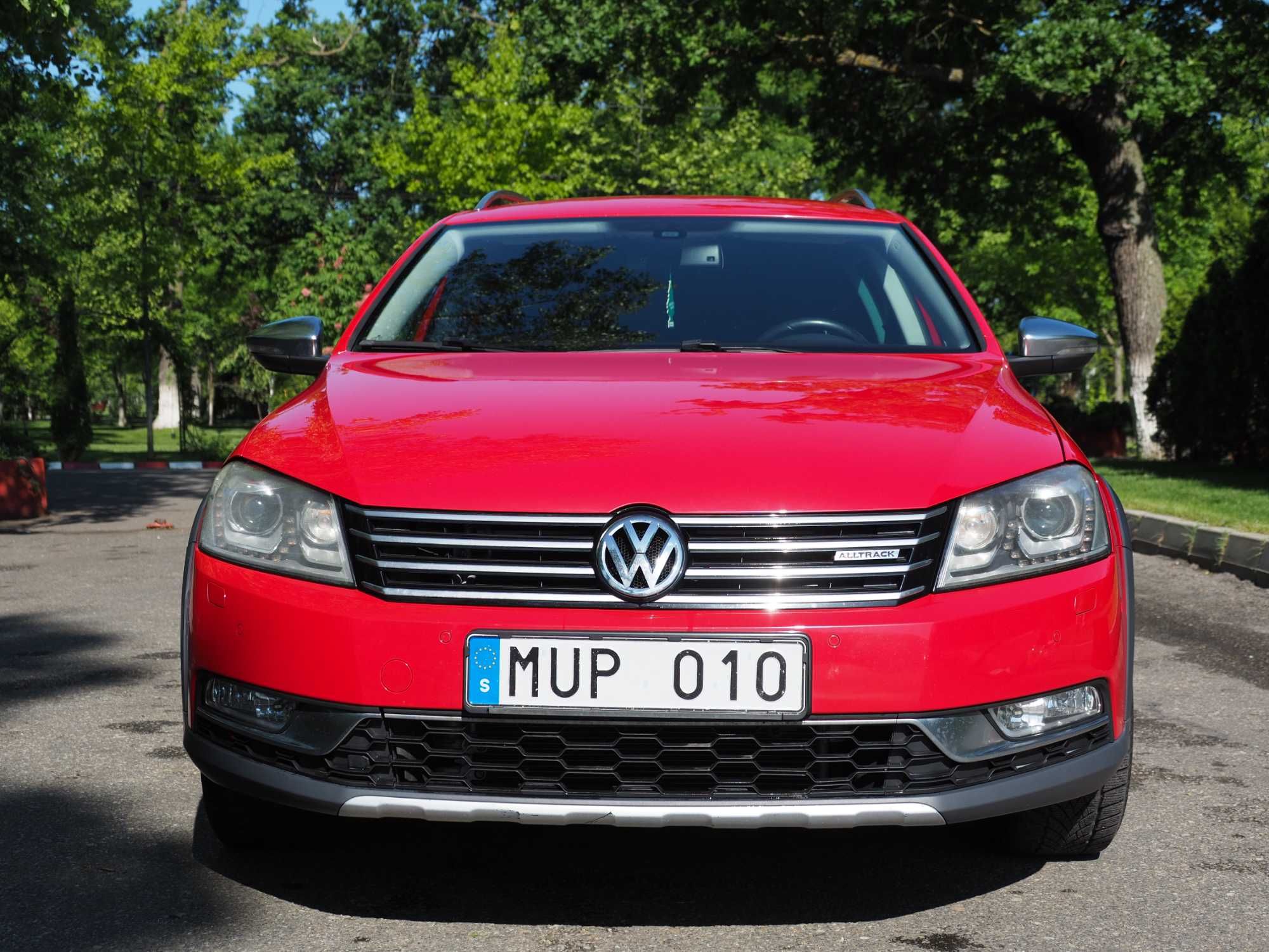 Vând Vw Passat Alltrack 4x4 2.0 TDI 170 cp 176000 km Fabricație 2012