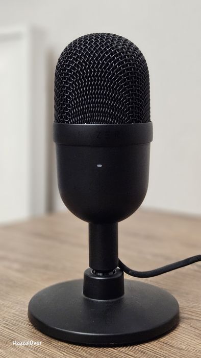 Микрофон Razer Seiren Mini