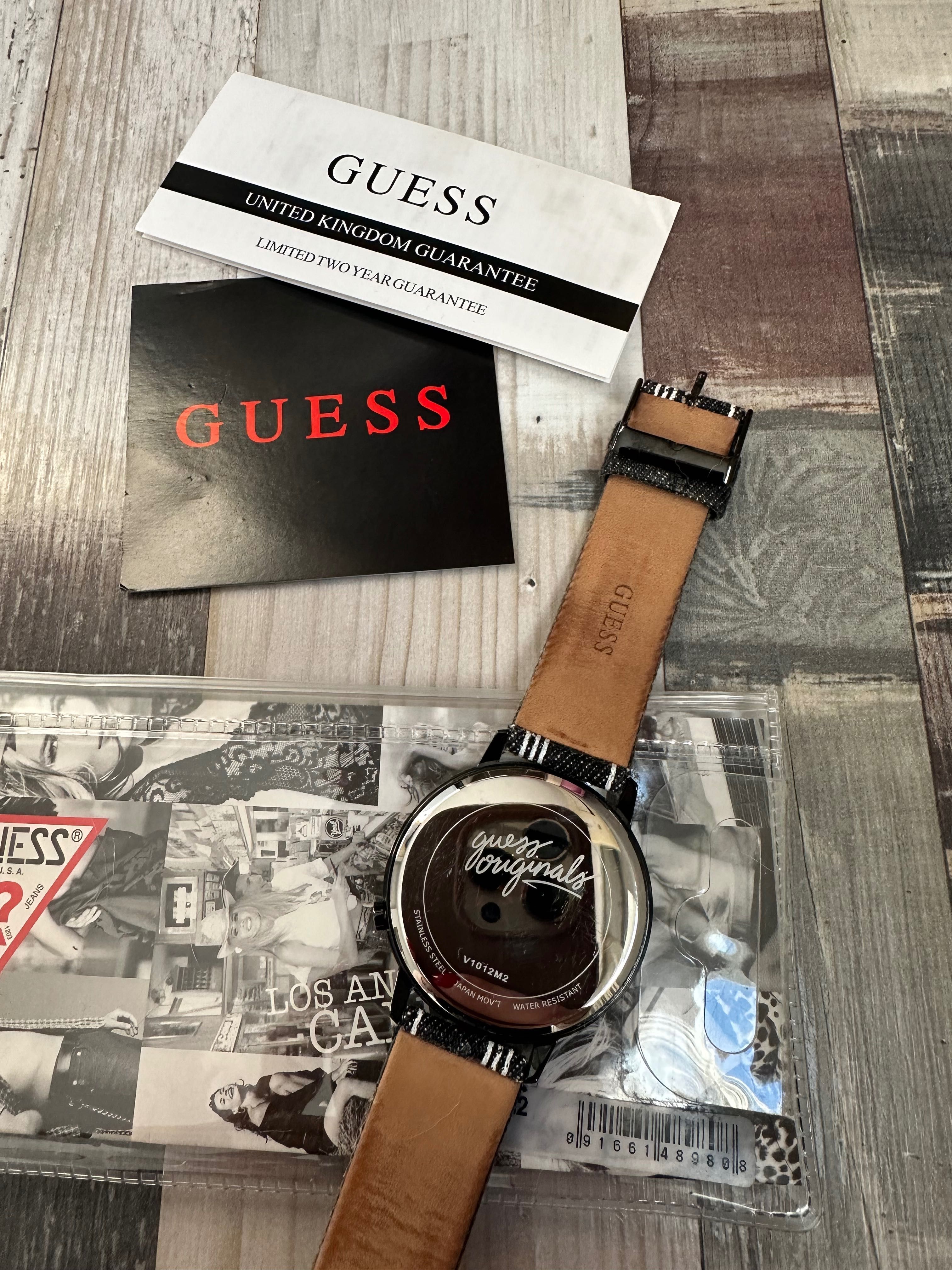 Дънков часовник guess