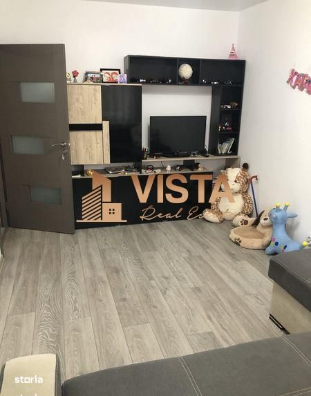 Apartament 3 camere, Astra