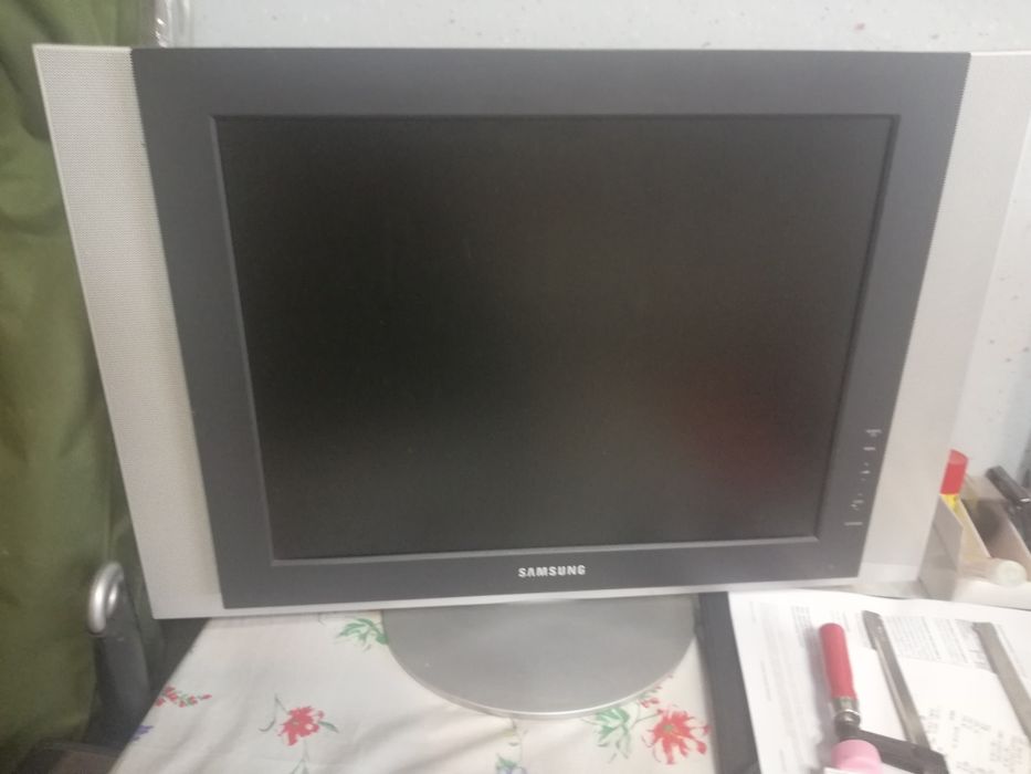 Tv samsung cu telecomanda