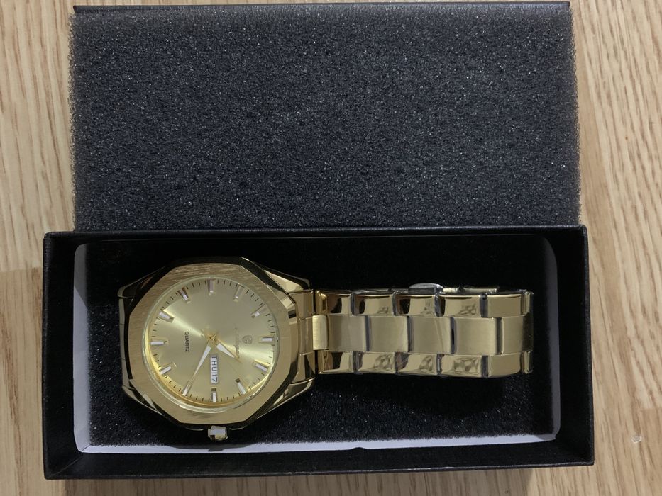 Ceasuri POEDAGAR auriu nou, nepurtat