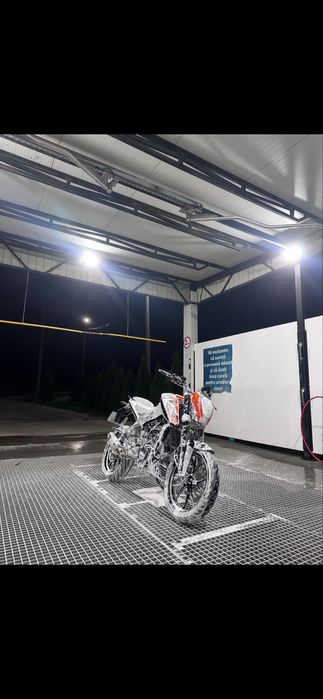 Vand / schimb ktm duke 125 2011