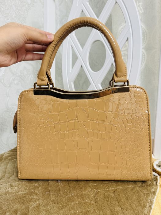 2 сумки в отличном состояние