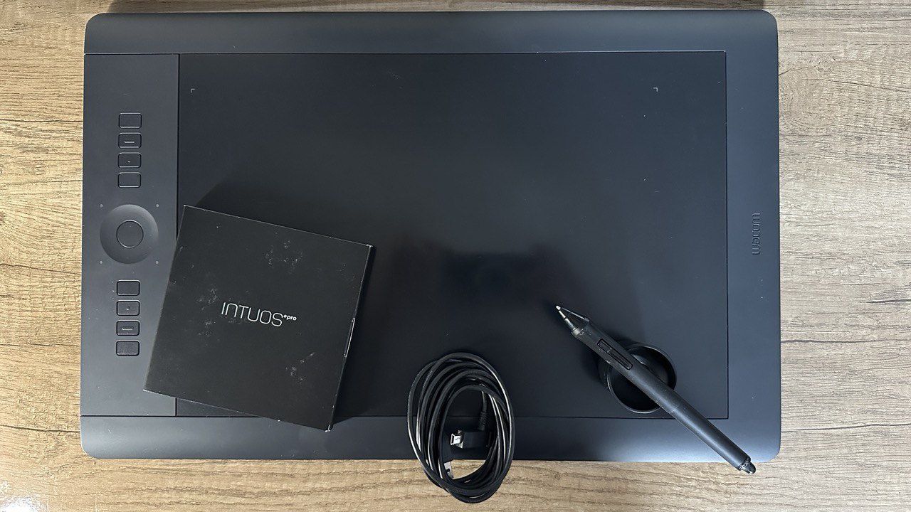 Графический планшет Wacom lntuos Pro Large [ PTH-851]]