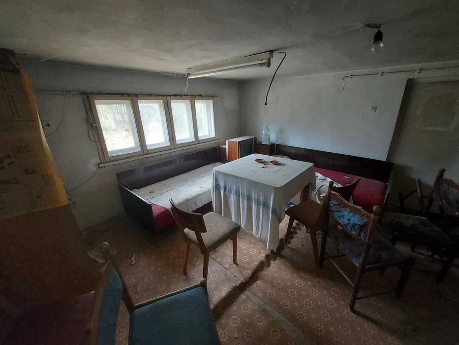 Индустриален имот с парцели, с. Момино