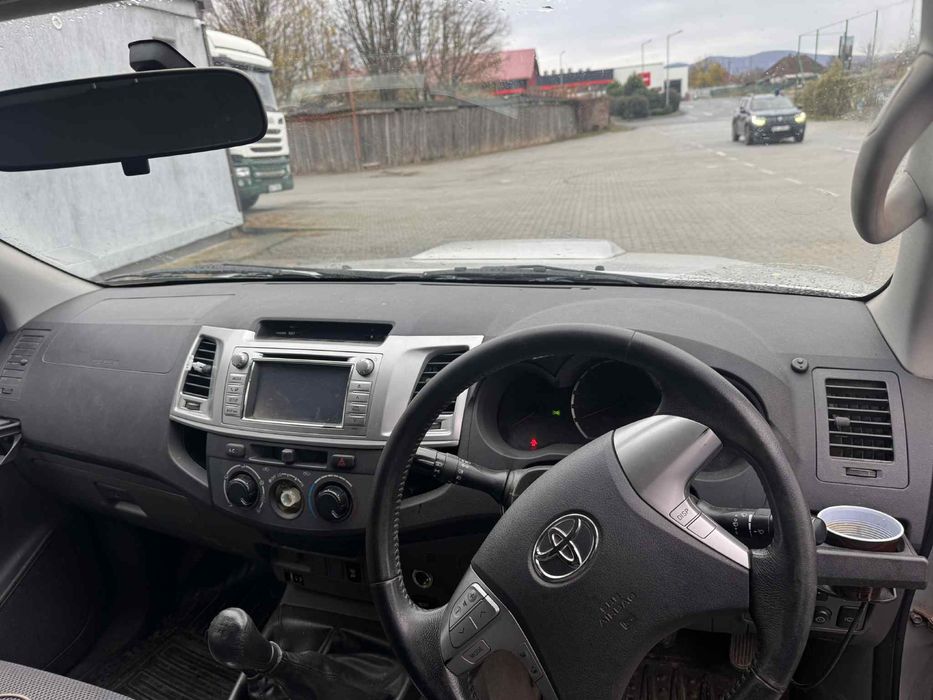Toyota hilux 2.5D4D euro 5 an 2013 offroad 4x4 blocaj sateliti