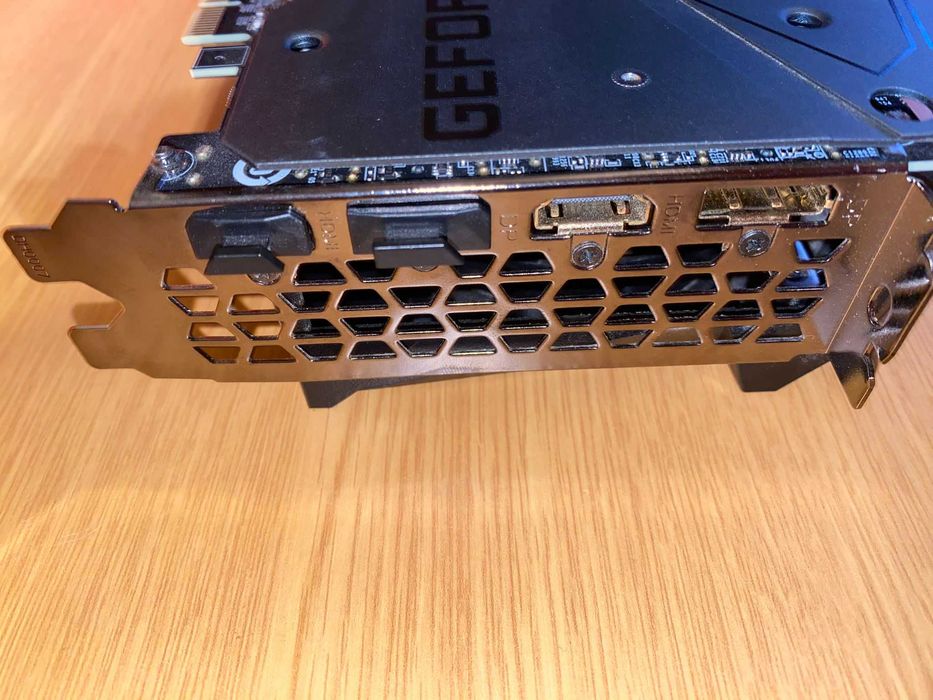 Placa video GIGABYTE GeForce RTX 3070Ti GAMING OC LHR 8GB GDDR6 256bit