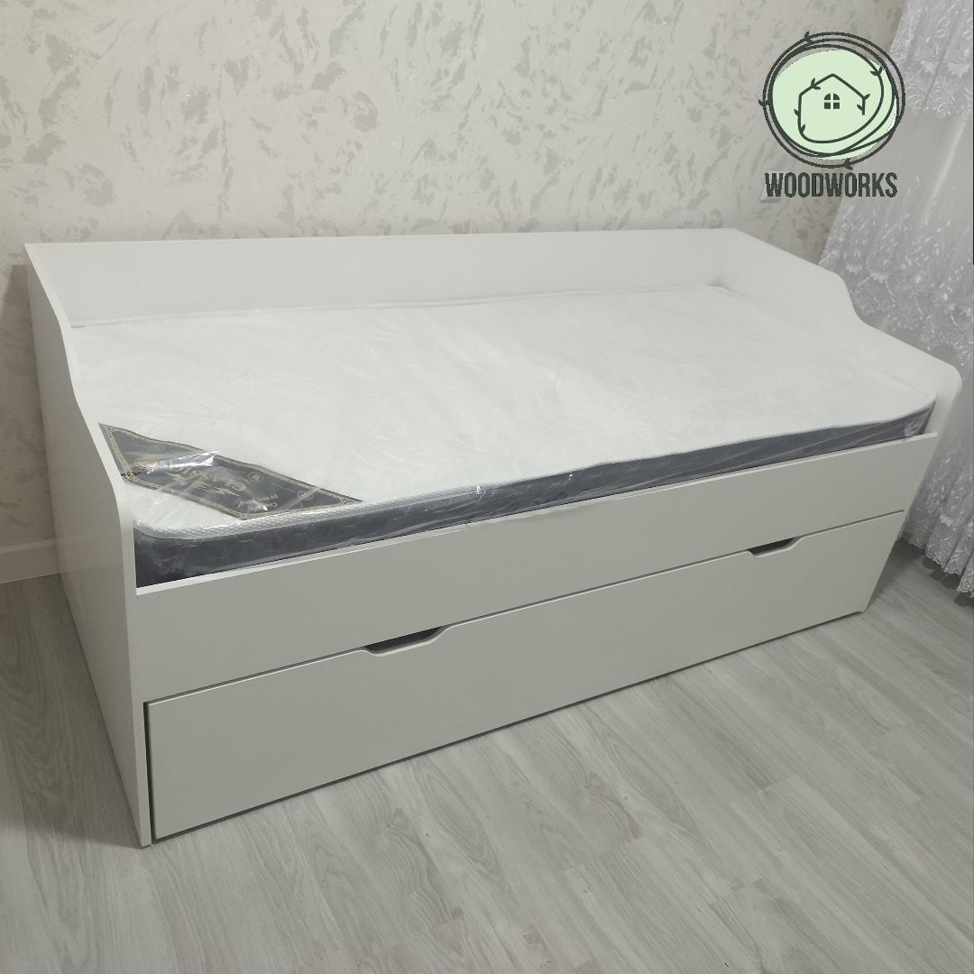 Кровать для двоих.