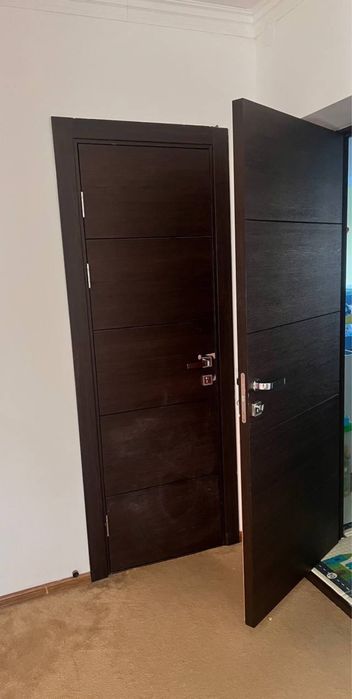 Срочно продаются двери