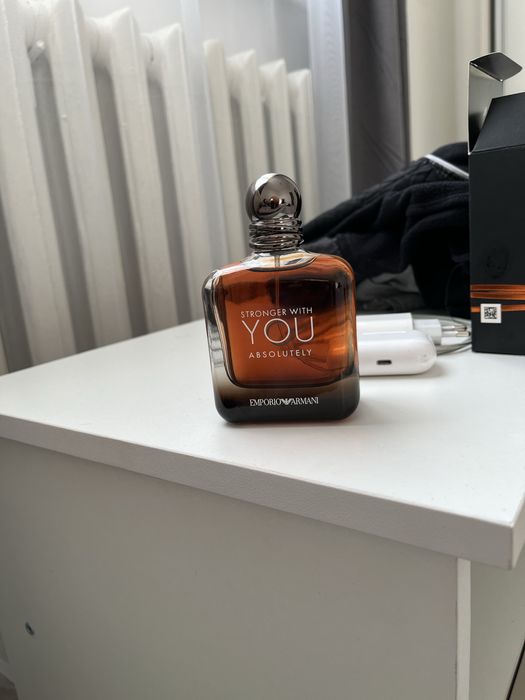 Продам Giorgio Armani Stronger With you Absolutely парфюмерная вода