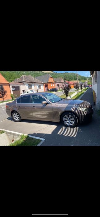 BMW Seria 5 E60 525i