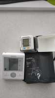 (2 бр.) апарата за кръвно налягане, LCD Дисплей, на цената на един