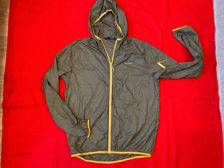 Totunheim-оригинална ветровка 50-52л