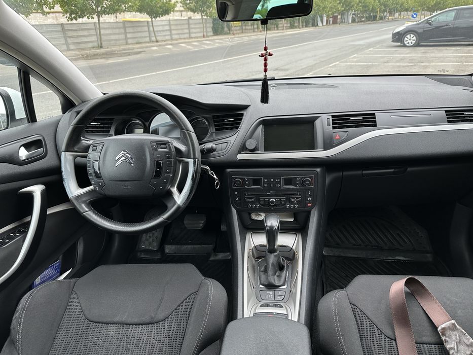 Citroen C5-3 hydractiv ,2.0 hdi 164 cai ,2011