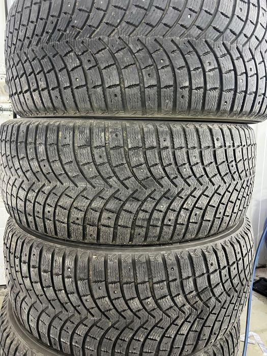 Продам зимние покрышки мишлен