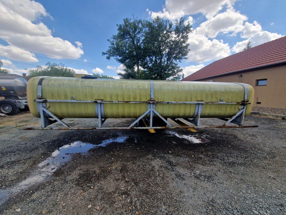 Bazin fibră de sticlă11000l,cisternă  apă Bazin apă pt agricultură