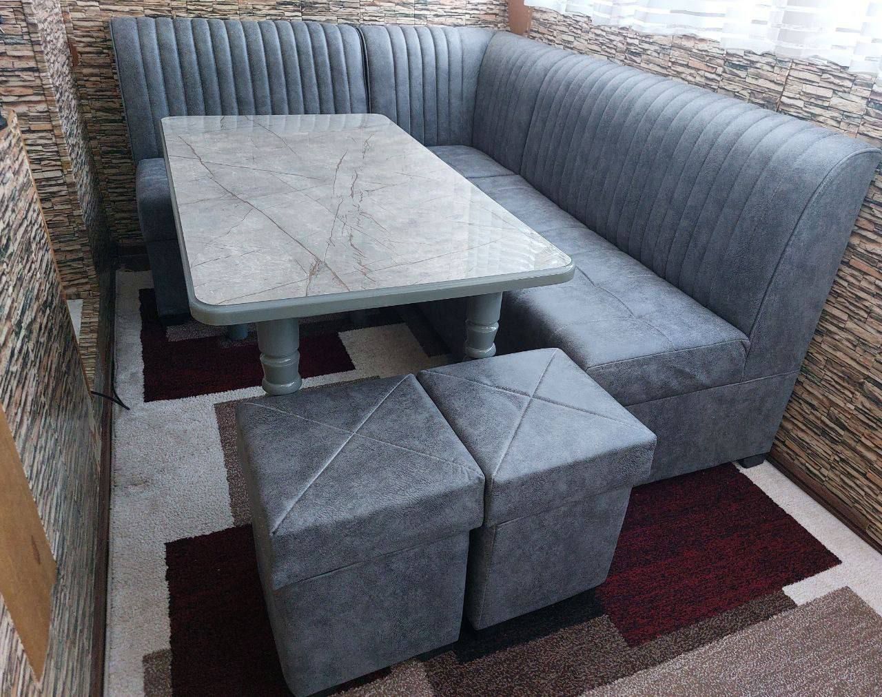 Ugaloklar kuxinni Stoli bilan 2*1.60 sm